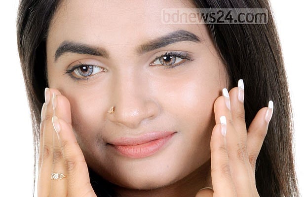 তৈলাক্ত ত্বক মানেই কিন্তু খারাপ নয়