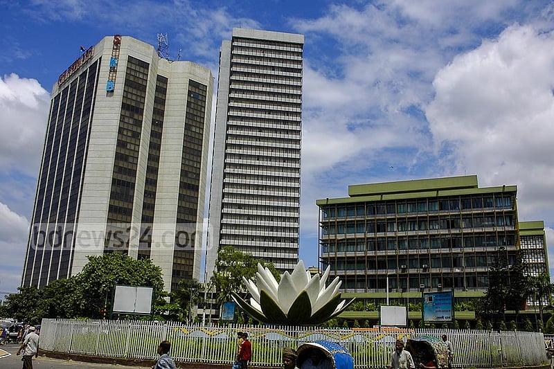 Bangladesh Bank dumps Best Holdings auditor, 35 others from list of eligible firms