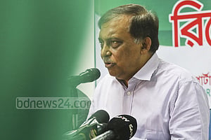 নজরদারিতে আইনসিদ্ধ প্রযুক্তি ব্যবহার হচ্ছে: স্বরাষ্ট্রমন্ত্রী