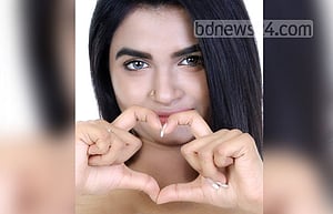 প্রাকৃতিক পন্থায় মুখের অবাঞ্ছিত লোম দূর করার পন্থা