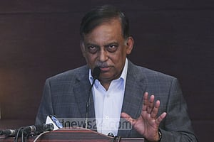 দ্রুত বিচার আইন স্থায়ী করা হচ্ছে বিশেষ অপরাধ বিচারে: স্বরাষ্ট্রমন্ত্রী