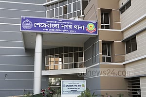 ছেলেকে ‘হত্যার’ পর প্রকৌশলীর ‘আত্মহত্যা’