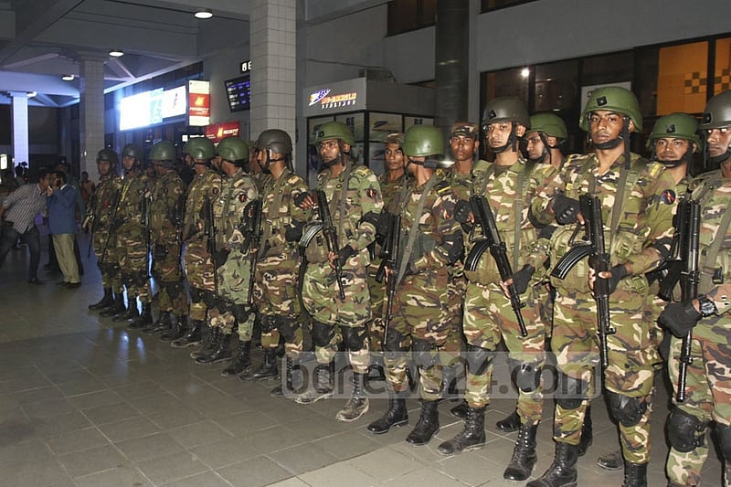 Biman hijack suspect is dead after army commandos storm plane