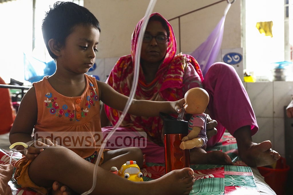 ডেঙ্গুতে আরো ১০ মৃত্যু