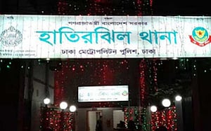 ‘মিষ্টি খেতে’ তিন লাখ টাকা দাবি, এসআইসহ ৩ জনের বিরুদ্ধে মামলা