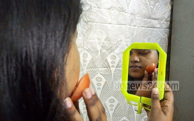 যে তরীকায় কমবে ত্বকের দাগ