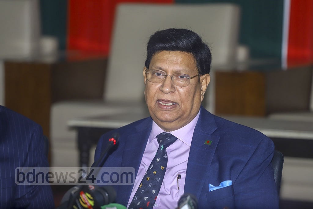 ইঁদুর দৌড়ে বিপজ্জনক সাংবাদিকতা