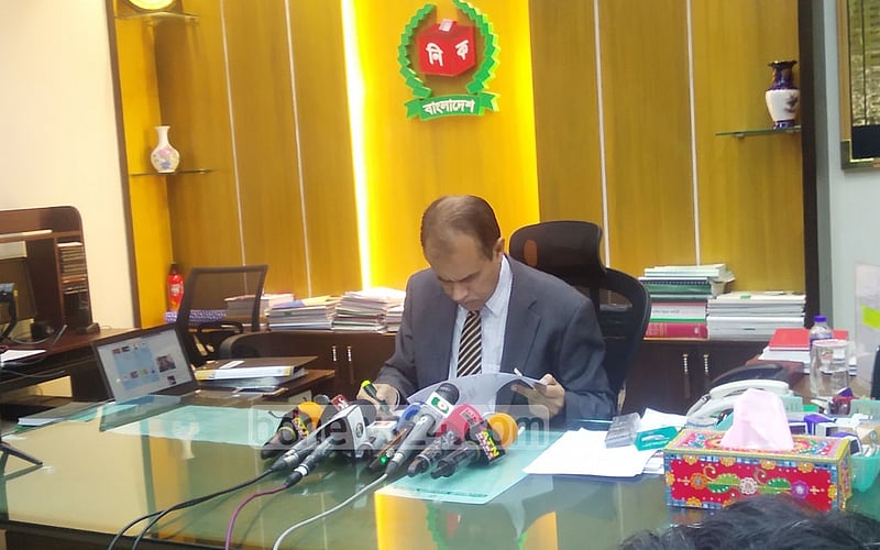 EC Secretary Alamgir has no answer to low turnout in Dhaka city polls