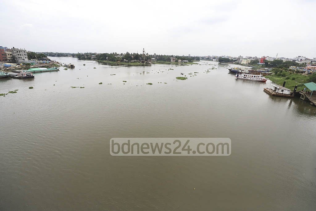 টঙ্গীতে তুরাগ নদী থেকে অজ্ঞাত যুবকের লাশ উদ্ধার