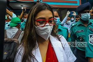 দুই এনআইডির মামলায় সাবরিনার বিচার শুরুর আদেশ