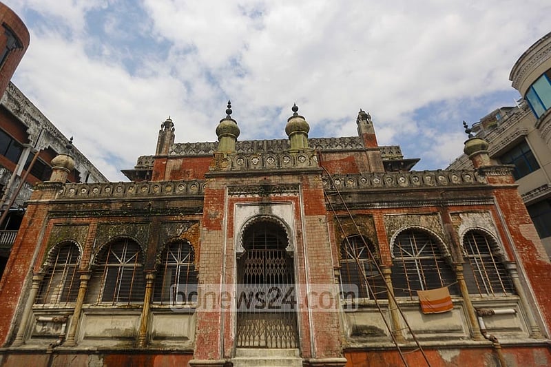 The structure is a listed archaeological site but it now exists as a relic of the past, locked down in a vulnerable state due to the lack of care and preservation. Photo: Mahmud Zaman Ovi