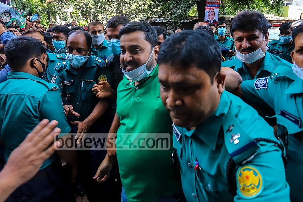 সম্রাটের বিদেশযাত্রা আটকাতে দুদকের আবেদনের শুনানি পেছাল