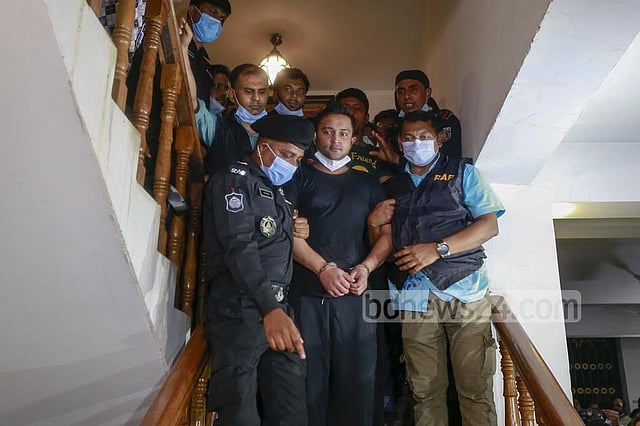 আত্মসমর্পণ করে জামিন পেলেন ইরফান সেলিম