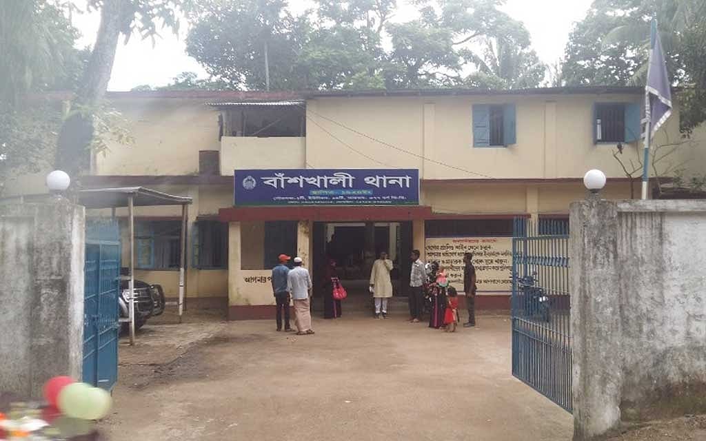 নিখোঁজ শিশুর লাশ মিলল বাড়ির পাশের পুকুর