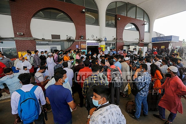 প্রবাসী কত? জনশুমারি ও বিএমইটির তথ্যে বিরাট ফারাক