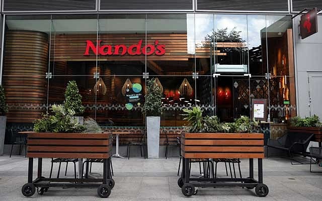 Nando’s, a chicken chain beloved in Britain, struggles with poultry shortage