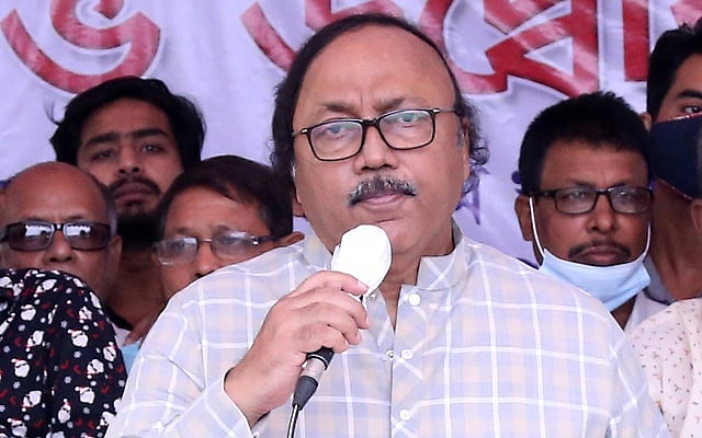 প্রধানমন্ত্রীর সঙ্গে সাক্ষাতের পর মেয়র লিটন বললেন, ‘নির্বাচন করছি’