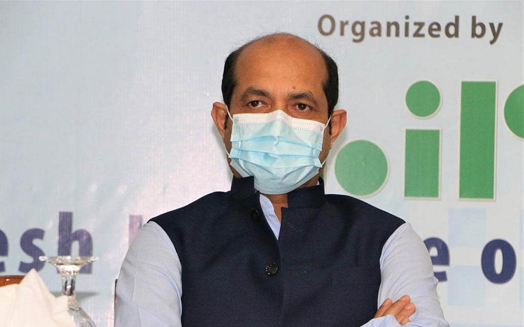 তৃতীয়বার কোভিডে আক্রান্ত মেয়র আতিক