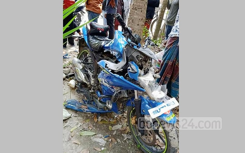 মানিকগঞ্জে ট্রাকে চুরমার মোটরসাইকেল, কিশোর নিহত