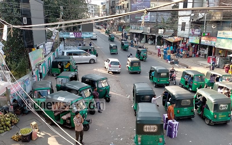 রাঙামাটি সয়লাব ‘অনটেস্ট‘ অটোরিকশায়