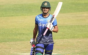 এশিয়া কাপের দলে নাঈম