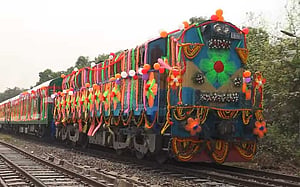 ভারতগামী ৩ ট্রেনের ভাড়া বাড়ছে