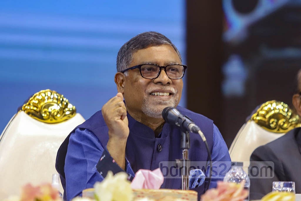 ১৫ বছরে স্বাস্থ্যমন্ত্রীর আয় বেড়ে ১১ গুণ