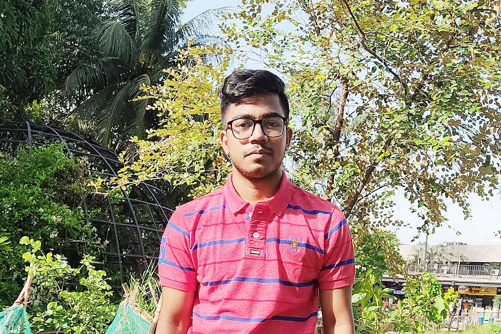 খৈয়াছড়ায় ১১ মৃত্যু: ‘নিজের কেনা কাফনের কাপড়েই দাফন হলো হিশামের’