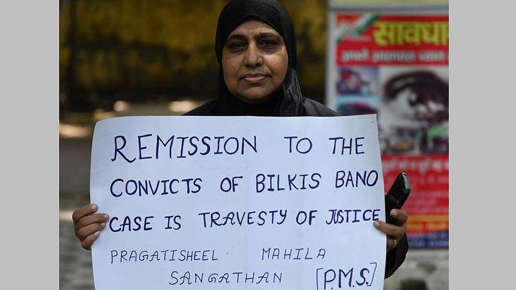 সুপ্রিম কোর্টের আদেশে কারাগারে ফিরতে হচ্ছে বিলকিস বানুর ১১ ধর্ষককে