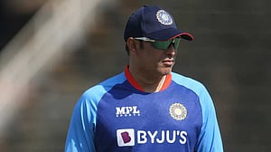 নিউ জিল্যান্ড সফরে ভারতের কোচ লক্ষ্মণ