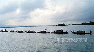 নিষেধাজ্ঞা শেষে মধ্যরাত থেকে কাপ্তাই হ্রদে শুরু হচ্ছে মাছ ধরা