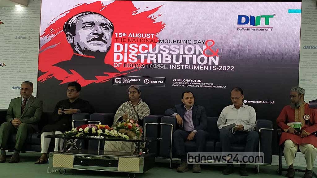 স্কুল-কলেজের সময় বদলাচ্ছে না: শিক্ষামন্ত্রী