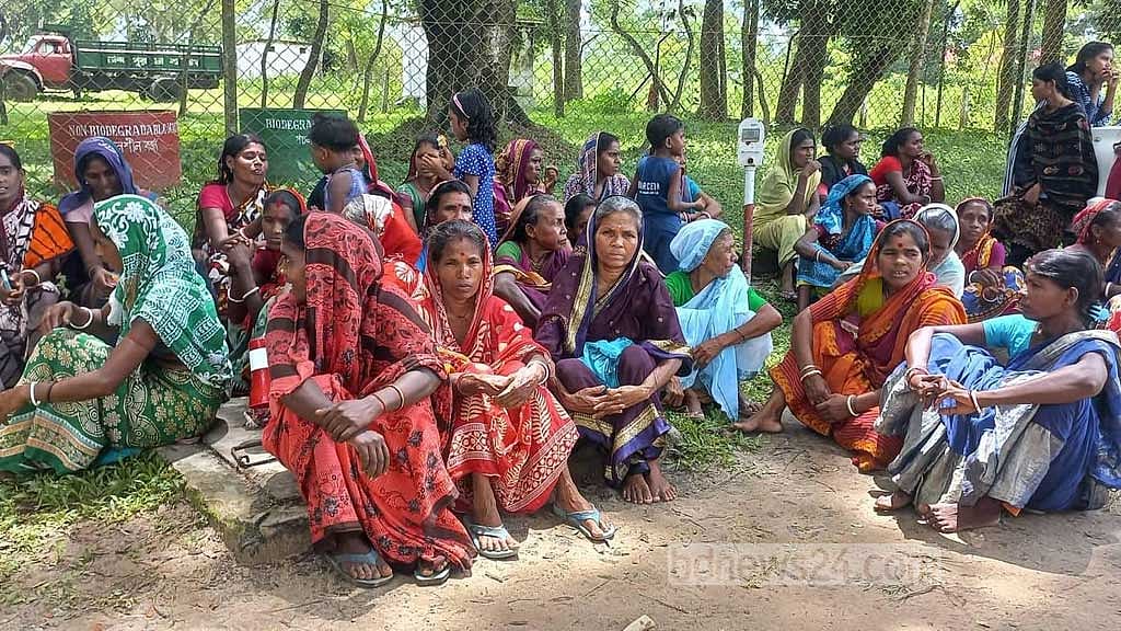 মজুরি বৃদ্ধির দাবি: হবিগঞ্জে চা শ্রমিকদের ধর্মঘট অব্যাহত