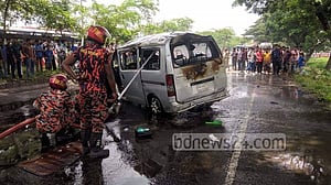 ‘চিৎকার করতে করতে পুড়ে মরলেন’ ফাতেমা