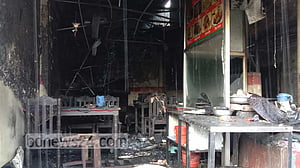 চকবাজারে অগ্নিকাণ্ড: রেস্তোরাঁ মালিক গ্রেপ্তার