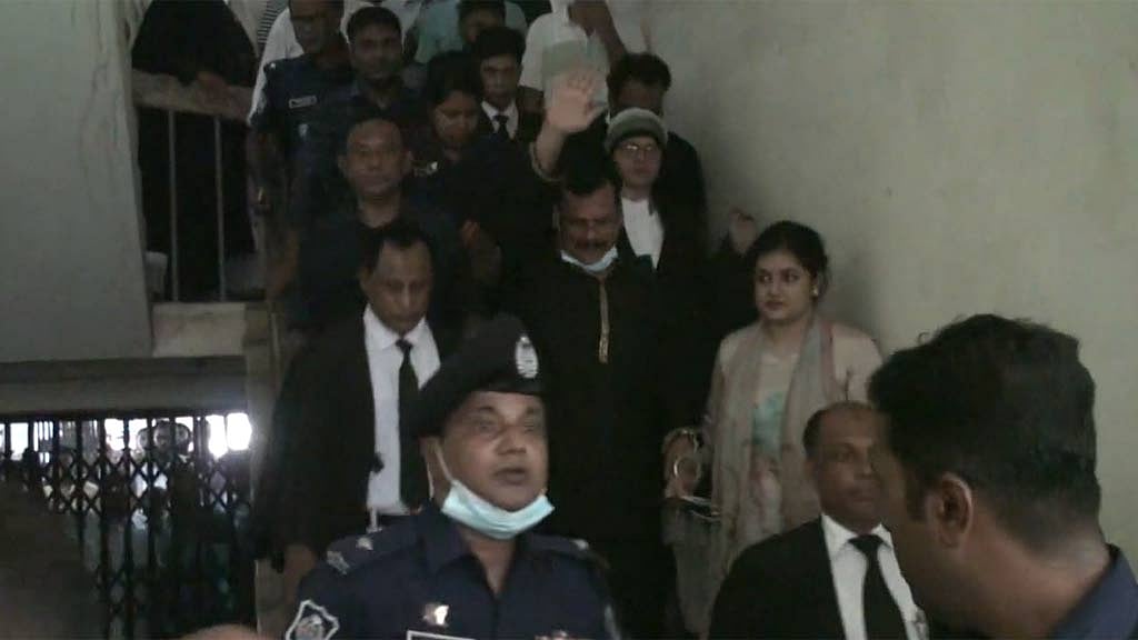 সাতক্ষীরায় শেখ হাসিনার গাড়িবহরে হামলা: অস্ত্র মামলায় আরেকজনের সাক্ষ্য