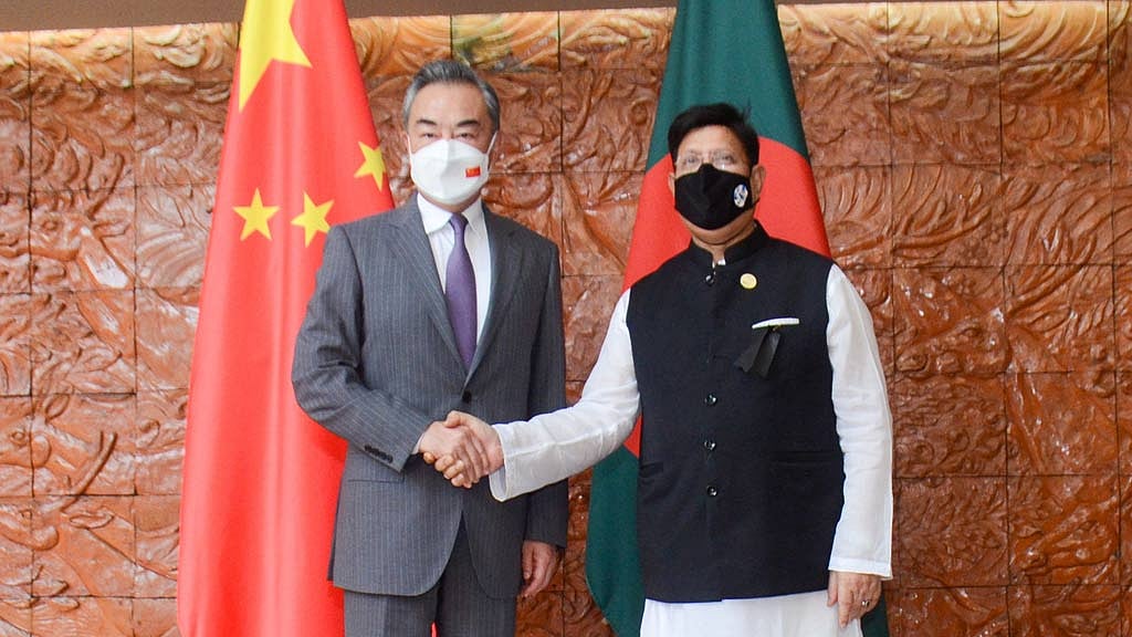 শিক্ষার্থীদের ভিসা দেওয়া শুরু করছে চীন