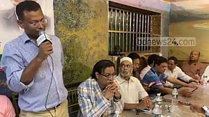 ‘তারেক ফুলের মতো পবিত্র’ দাবি যুক্তরাষ্ট্র জাসাসের