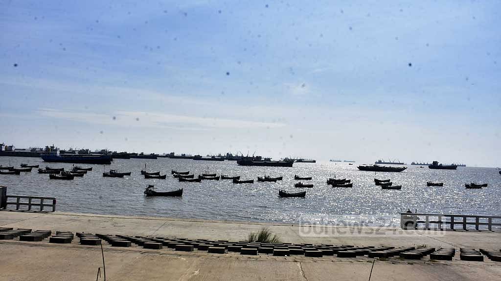পতেঙ্গা সৈকত উন্মুক্তই থাকছে