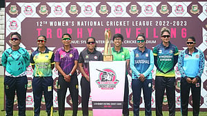 নিগারদের হারিয়ে দিল রুমানার দল