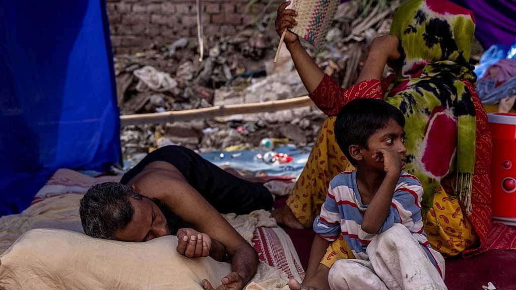 রোহিঙ্গা সঙ্কটের ৫ বছর: আটকে প্রত্যাবাসন, চিন্তা বাড়াচ্ছে জন্মহার