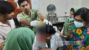 রাজশাহীতে হাসপাতালে কর্মরত নার্সকে হাতুড়িপেটা