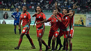 সাফ শিরোপাজয়ী মেয়েদের জন্য বিসিবির উপহার ৫০ লাখ টাকা