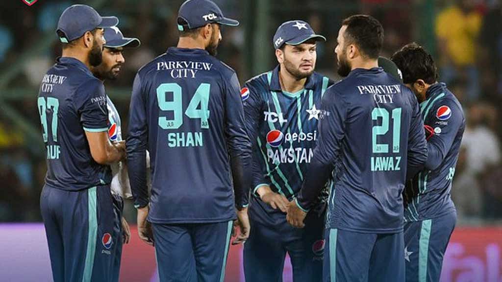শেষের রুদ্ধশ্বাস লড়াইয়ে জিতে সমতা ফেরাল পাকিস্তান