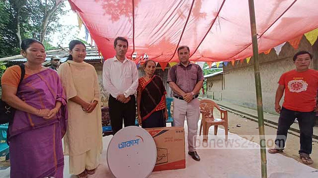 রূপনার খেলা এখন ঘরে বসেই দেখতে পাবেন মা