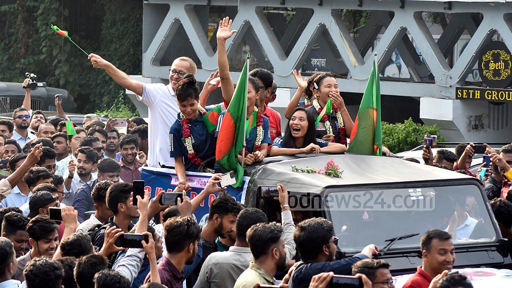 ‘আঁরার মাইয়া, আঁরার গর্ব’