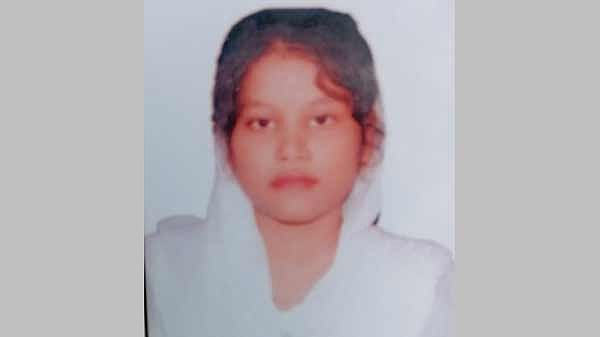 রাতে সন্তান প্রসব, সকালে পরীক্ষা: সেই হাসিনার জিপিএ-৫