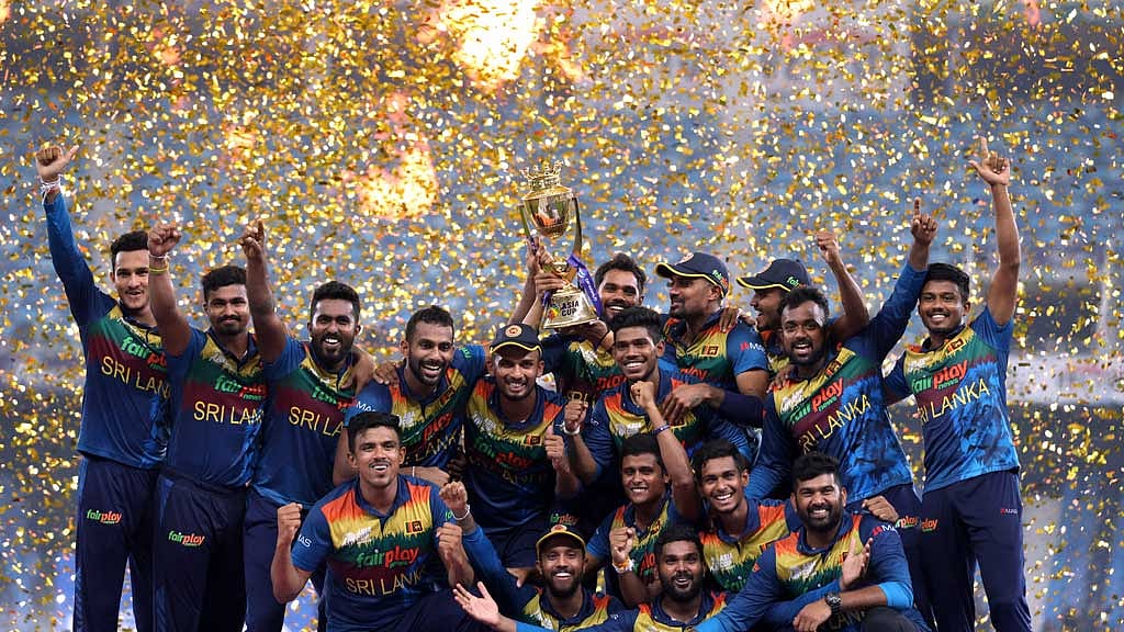 অবিশ্বাস্য প্রত্যাবর্তনে পাকিস্তানকে হারিয়ে চ্যাম্পিয়ন শ্রীলঙ্কা