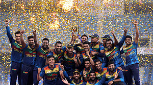 অবিশ্বাস্য প্রত্যাবর্তনে পাকিস্তানকে হারিয়ে চ্যাম্পিয়ন শ্রীলঙ্কা