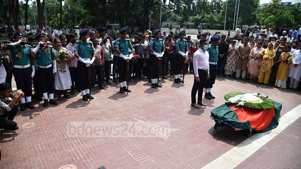 ‘জয় বাংলা বাংলার জয়’ গানের গীতিকারকে শেষ বিদায়